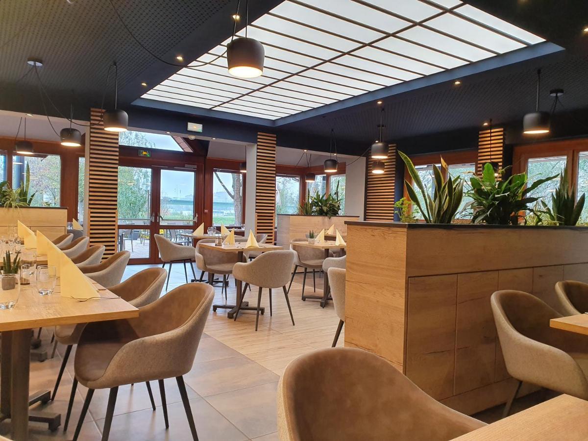 Hotel Le Caballin Vogelgrun 外观 照片